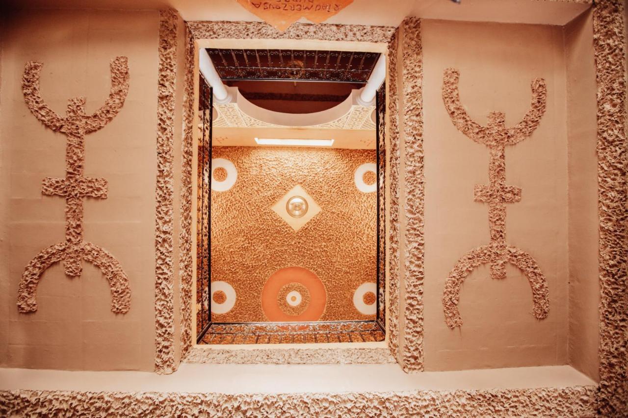 Traditional Riad Merzouga Dunes Bagian luar foto