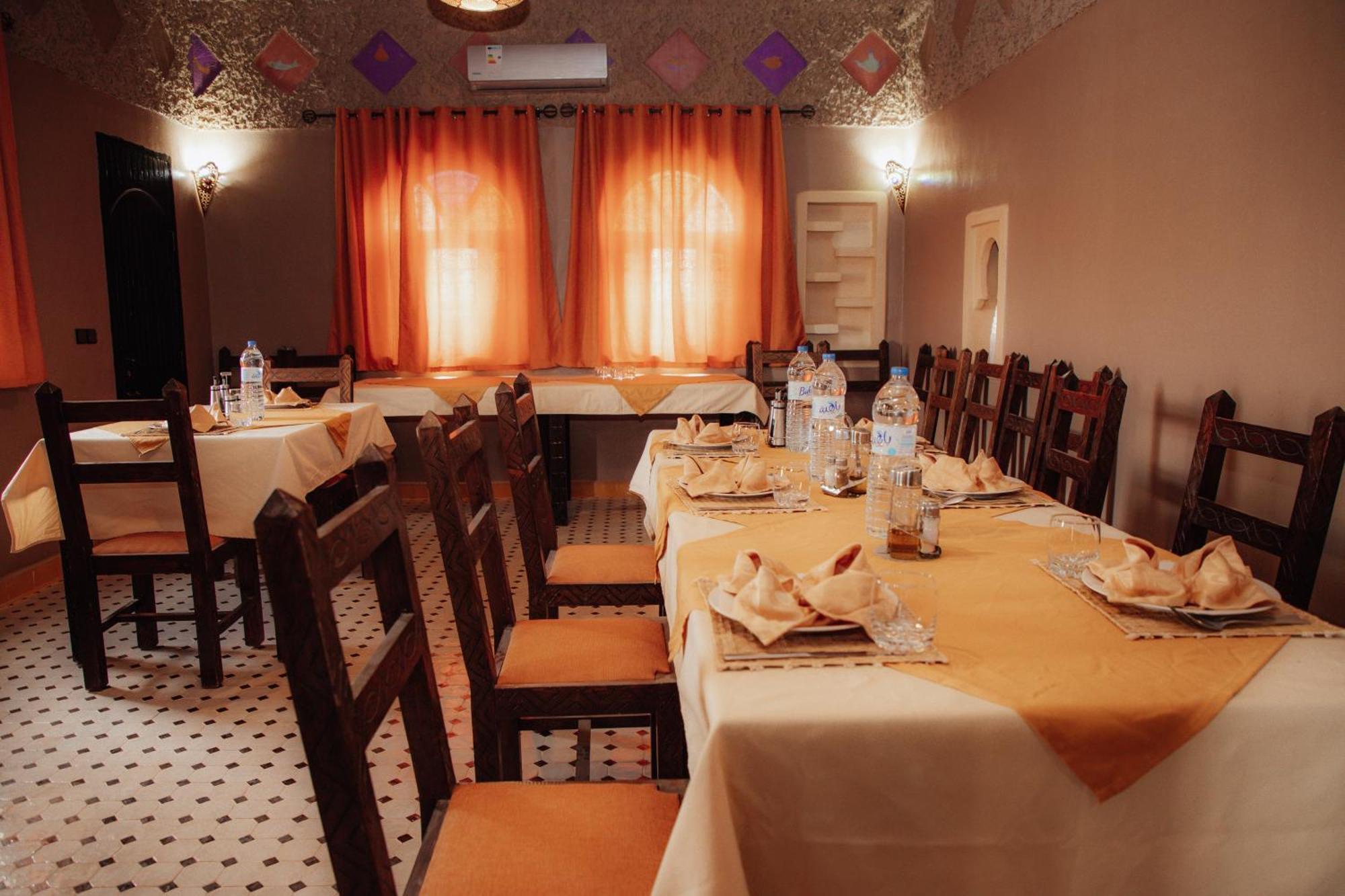 Traditional Riad Merzouga Dunes Bagian luar foto