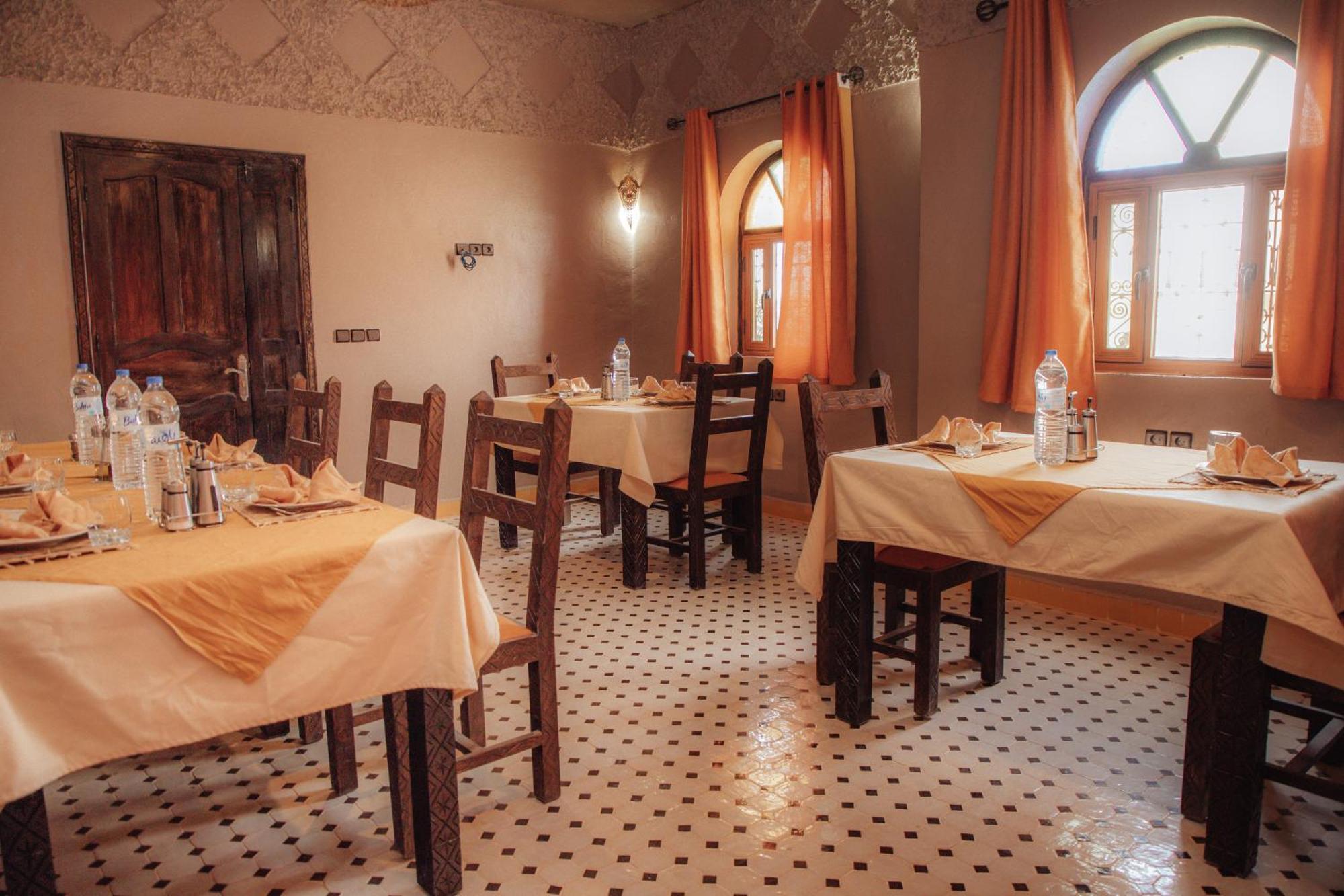 Traditional Riad Merzouga Dunes Bagian luar foto
